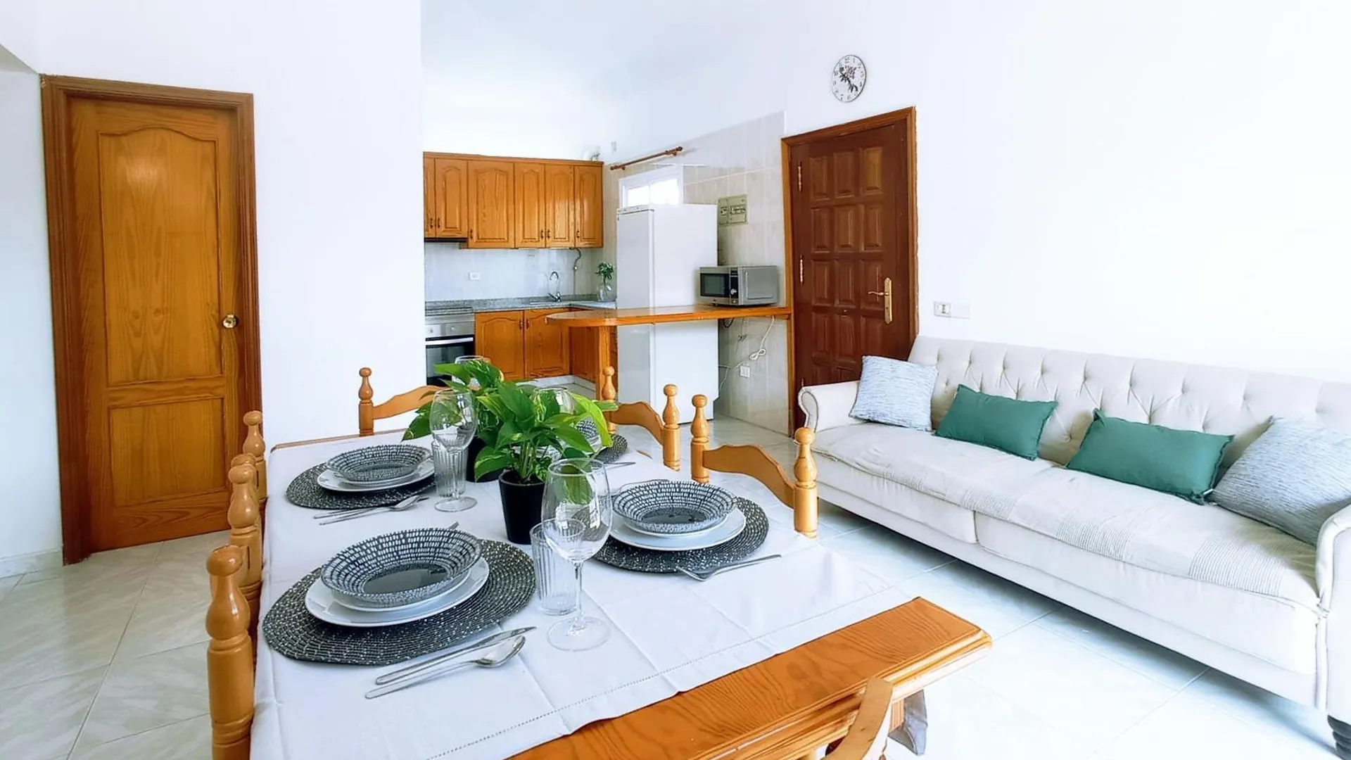 Live Abades Playa Chica & Terrace Apartment